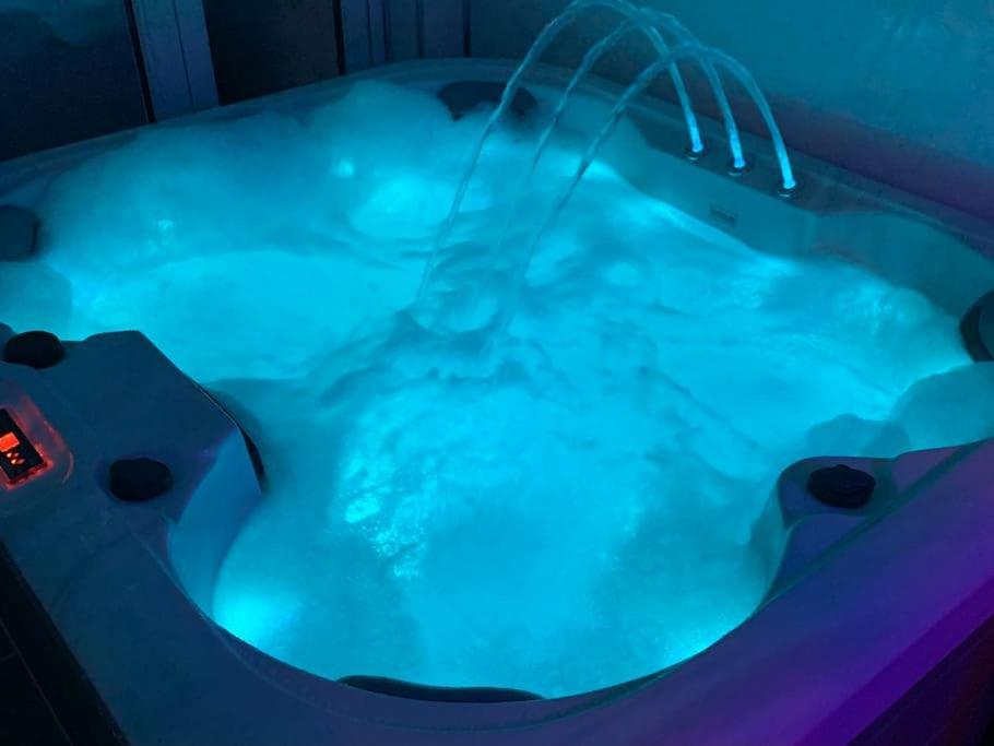 Ferienwohnung Perfect Couple Retreat To Unwind&Relax With Hottub Peacehaven Exterior foto